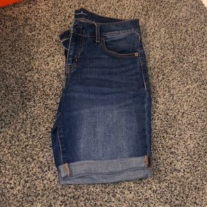 Old navy Bermuda shorts